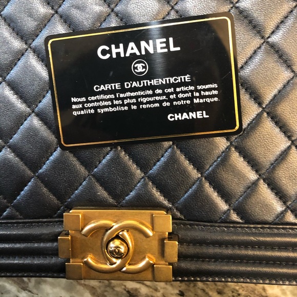 ****AUTHENTIC**** LARGE CHANEL BLACK BOY BAG - Picture 5 of 8